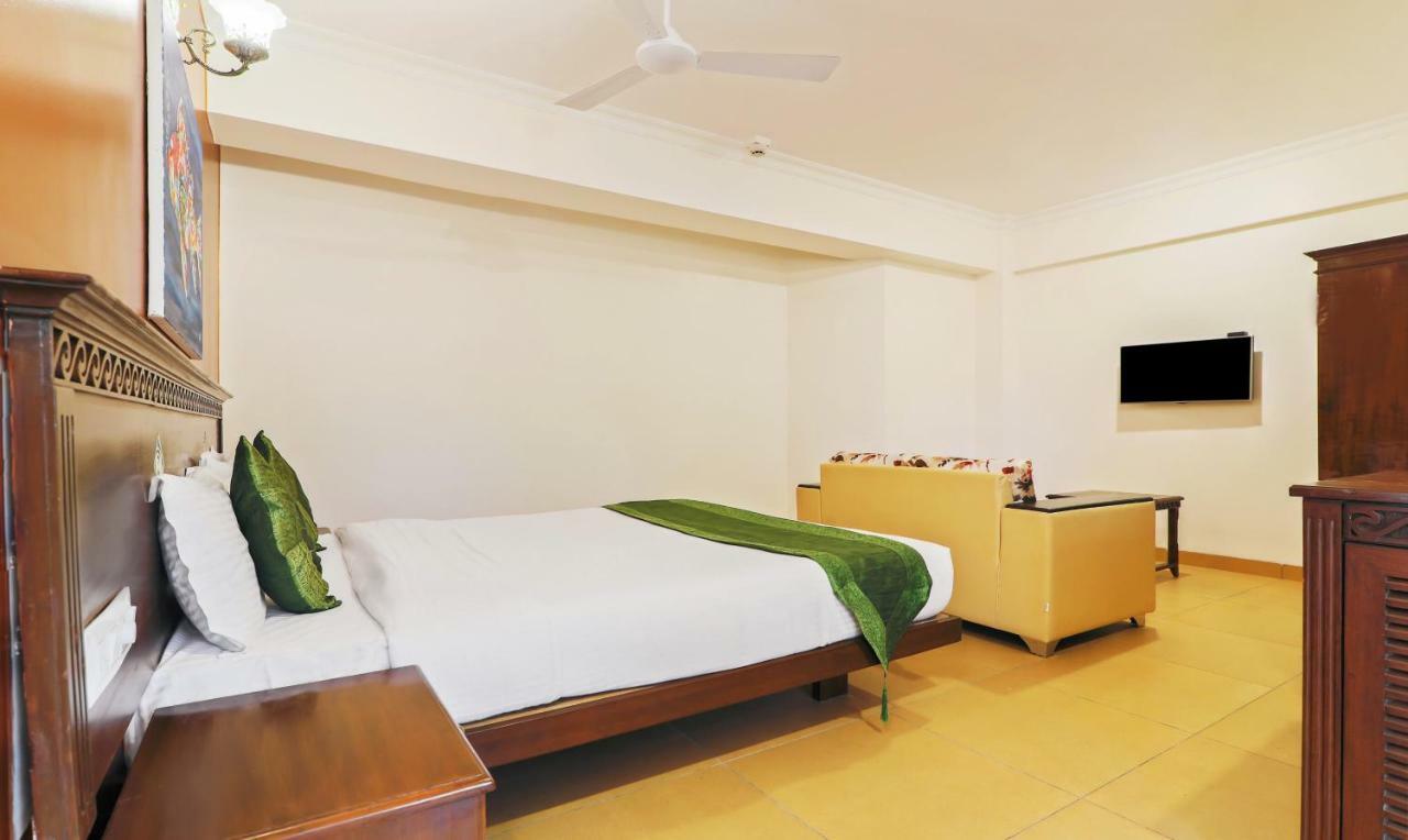 Treebo Premium Dona Eliza, 700 Metres From Calangute Beach Eksteriør billede