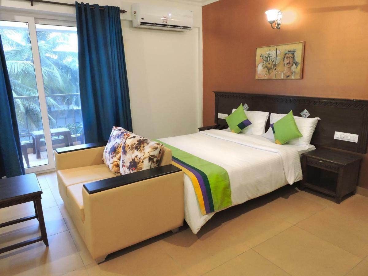 Treebo Premium Dona Eliza, 700 Metres From Calangute Beach Eksteriør billede